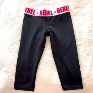 Girls Rebel athletic capri legging.
